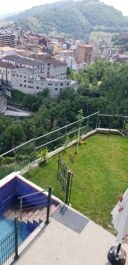 Hotel Alina Cangas De Narcea Exterior photo